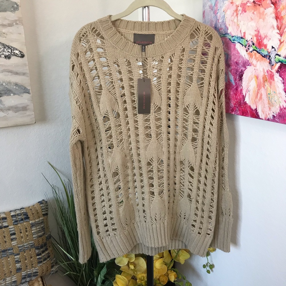 Heartloom Long Sleeve Sweater Size S NWT - Picture 2 of 4